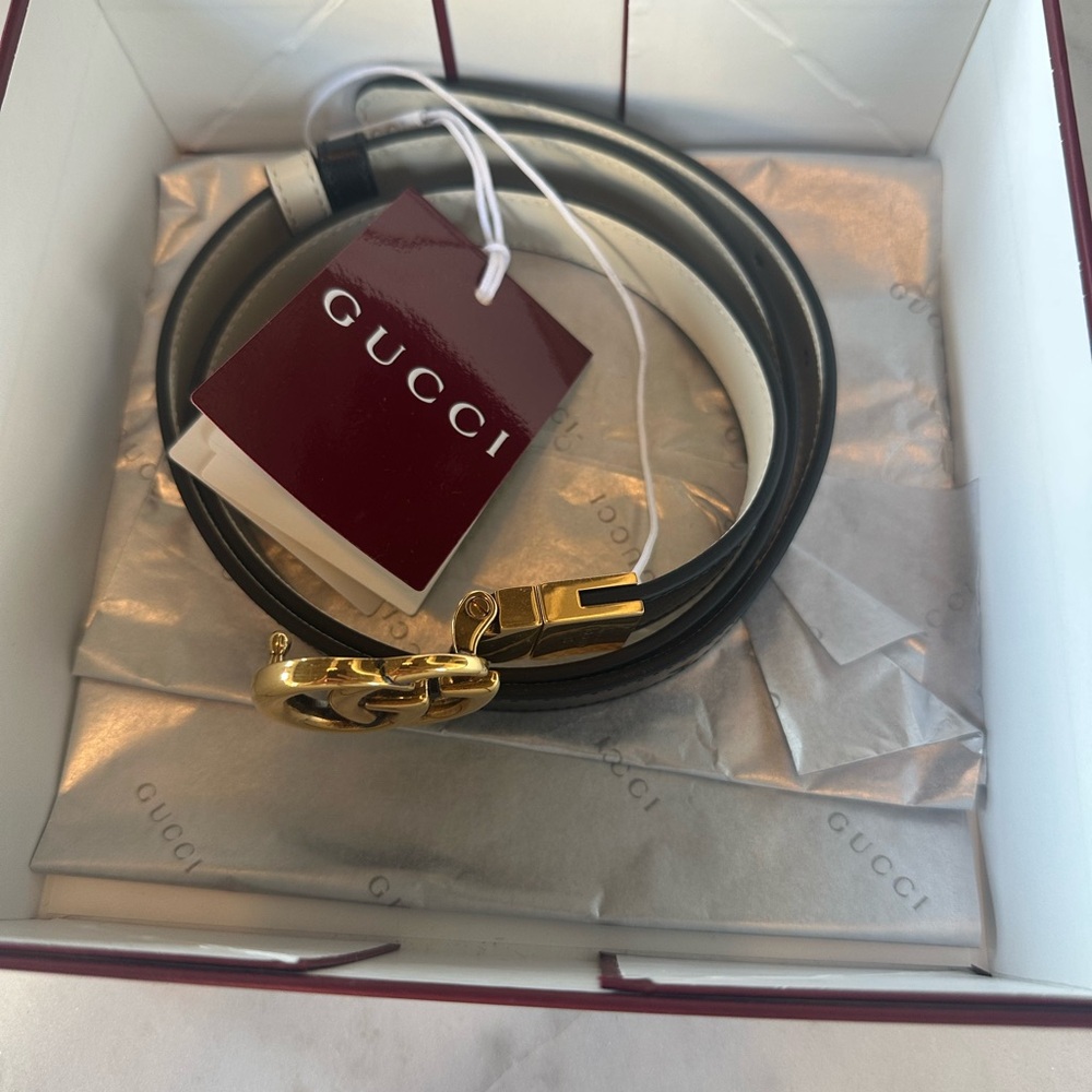 Gucci Burgundy Gift Box - Picture 3 of 4